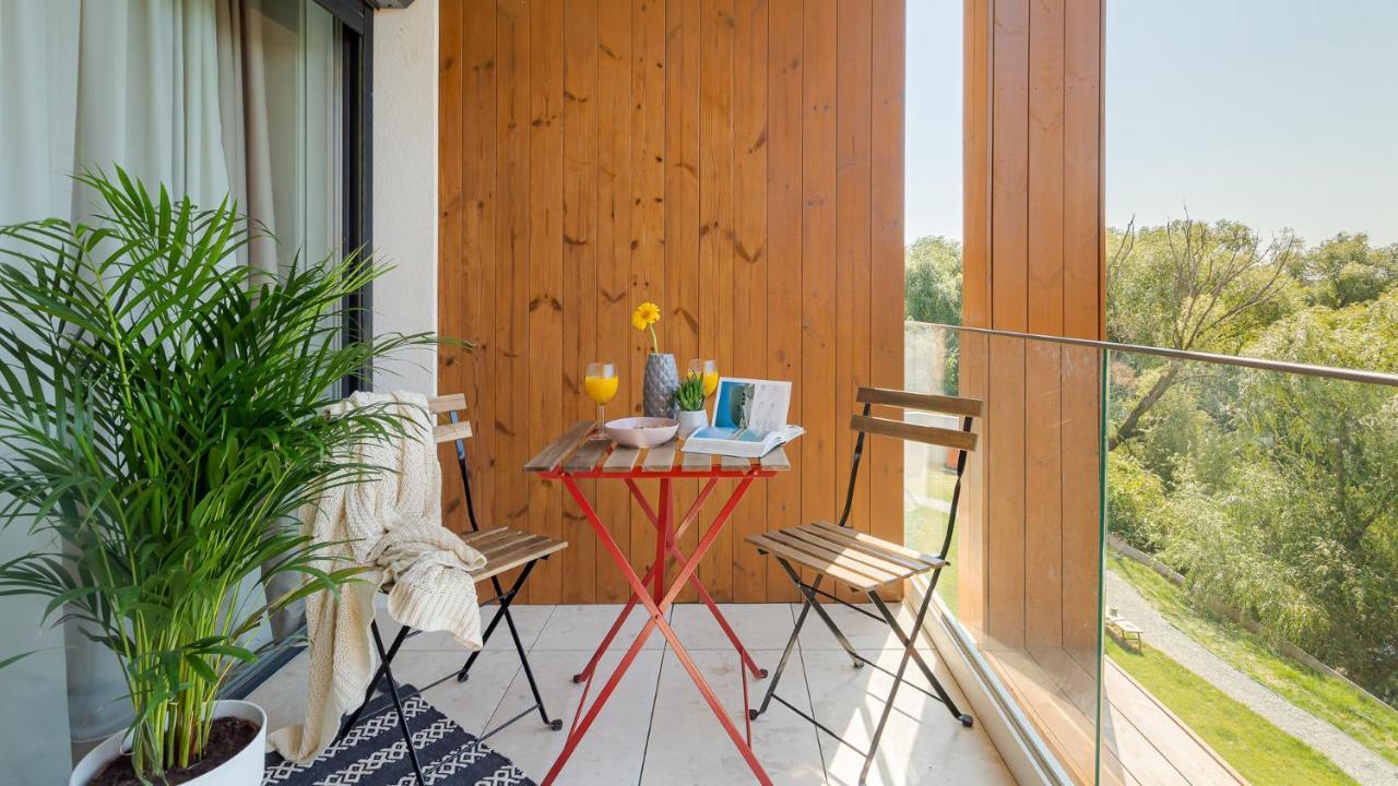 Il Lago - Azur - Cozy Luxurious Smart Home By The Lake Voluntari Exterior foto