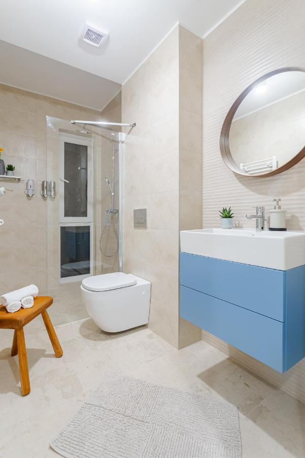 Il Lago - Azur - Cozy Luxurious Smart Home By The Lake Voluntari Exterior foto